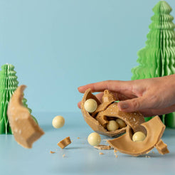 Blonde Chocolate Smash Bauble with White Chocolate Malt Balls & Blonde Chocolate Stars inside – view 3