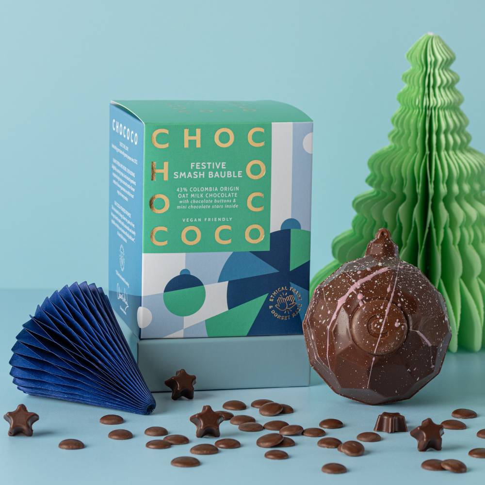 Oat M!lk Chocolate Smash Bauble with Mini Dark Chocolate Stars & Oat M!lk Buttons inside (vf)